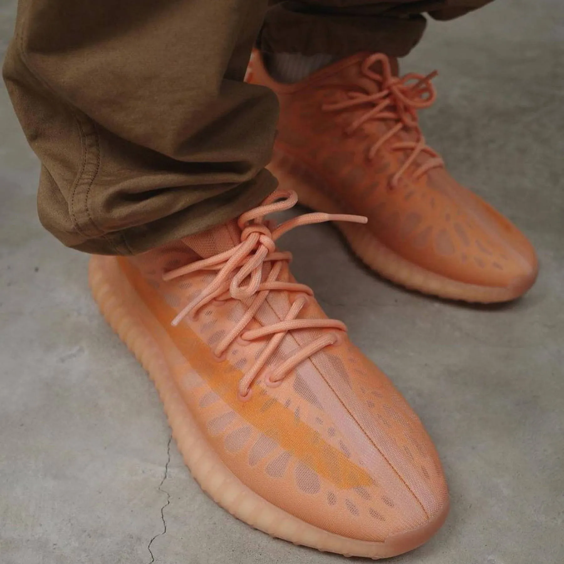 Adidas Yeezy Boost 350 V2 Mono Clay