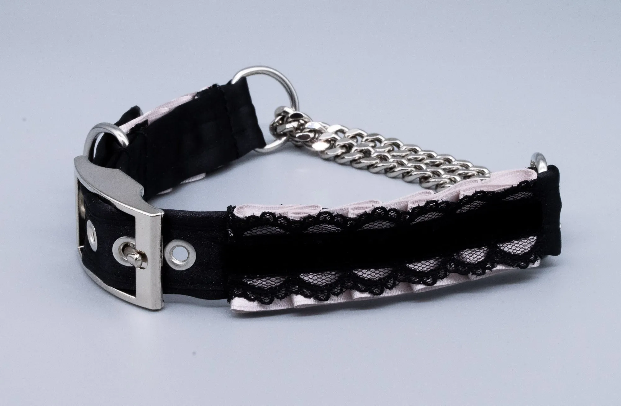 Dusty Lilac & Black Velvet Lace Martingale Collar