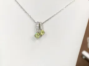 Peridot Colored Swarovski Zirconia Silver Adjustable Pendant