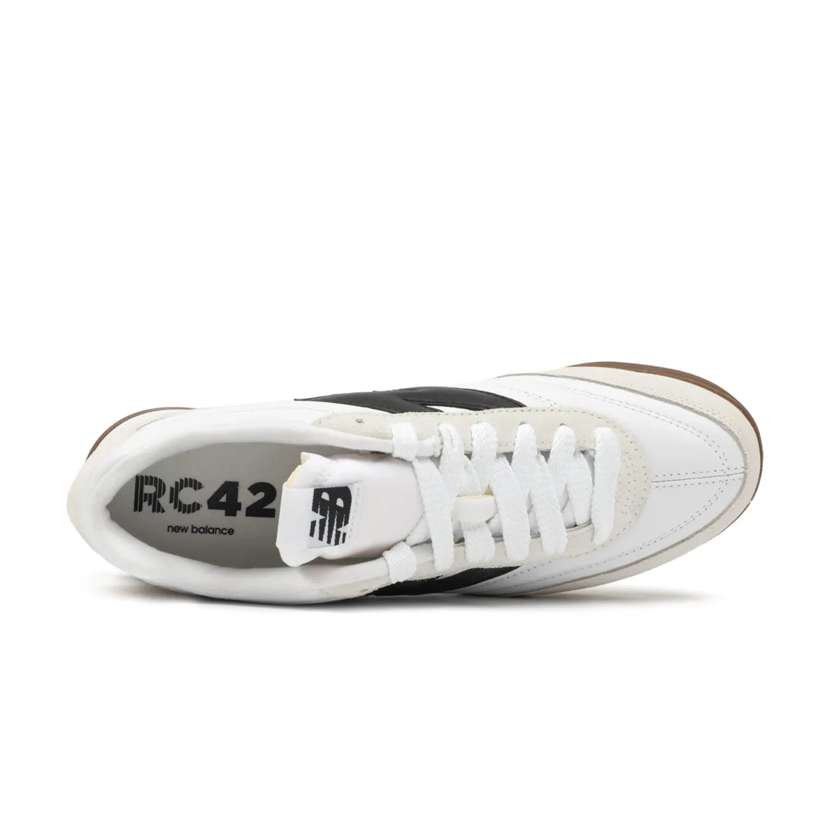 RC42 'White Black'